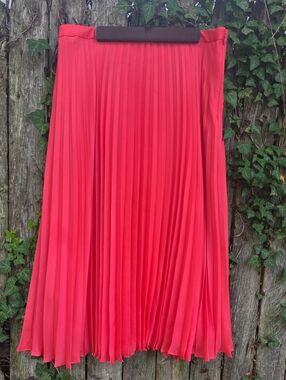LOFT- Coral Pleated Midi Skirt